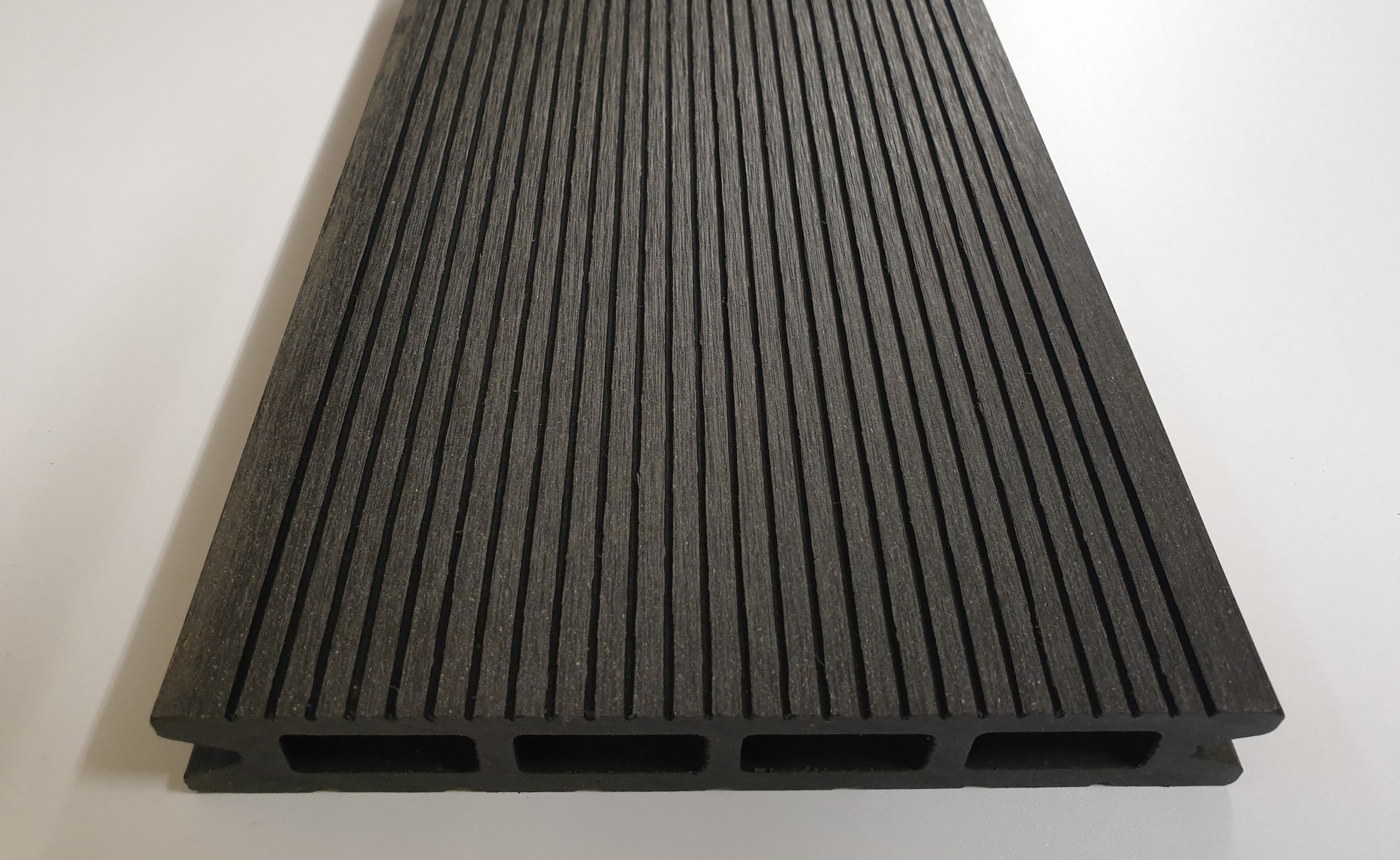 WPC Terrassendiele SOL 22 x 146mm Dunkelgrau in 4 Längen