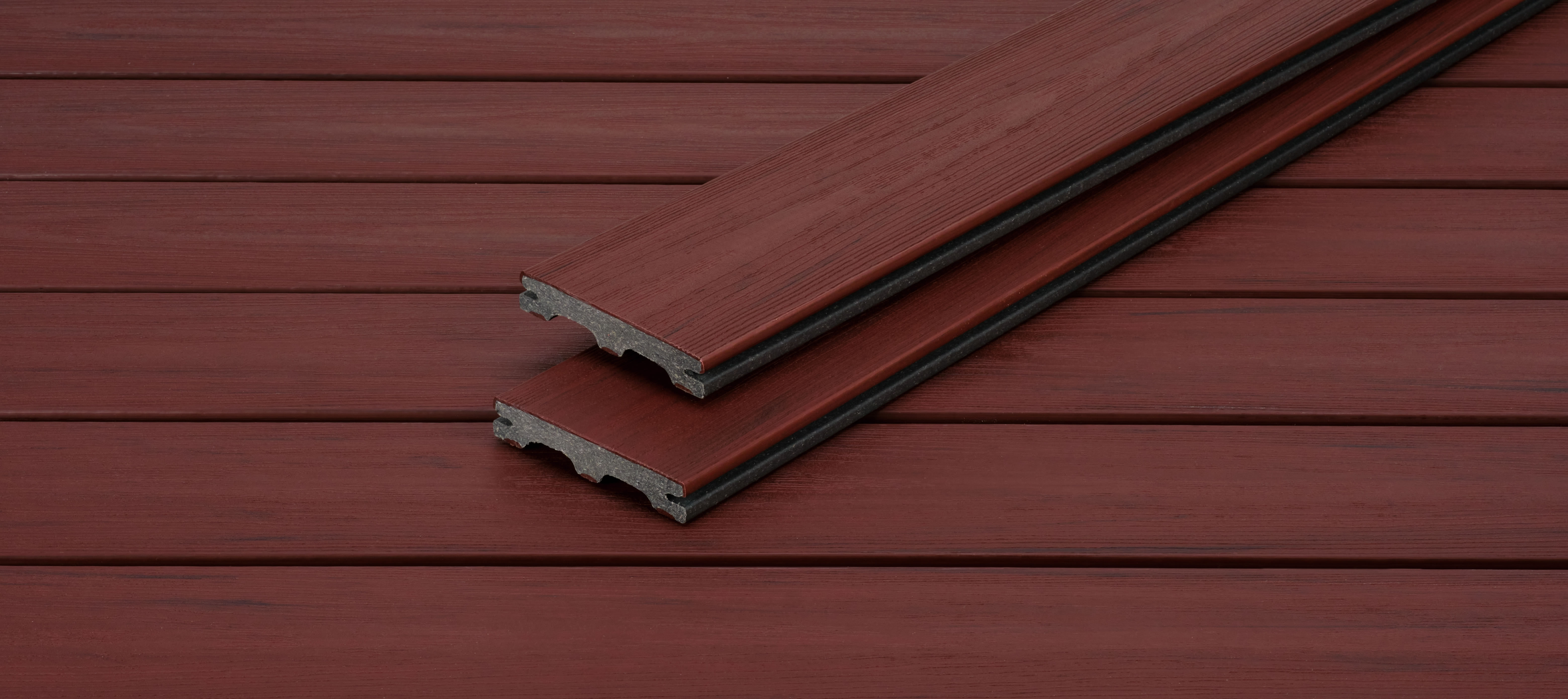 UPM ProFi Piazza One Terrassendiele 25x140mm in Red Padauk
