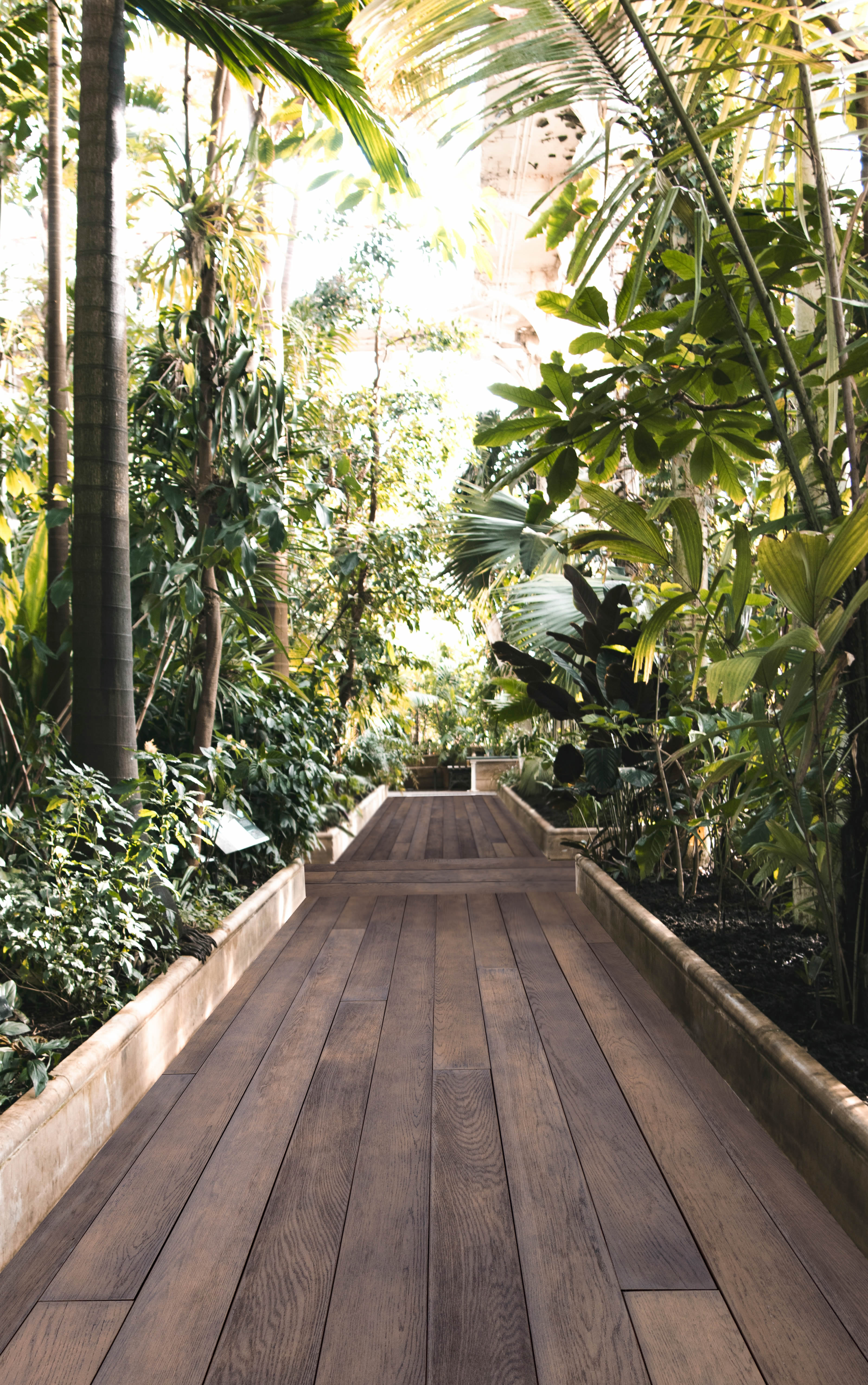 Millboard Terrassendiele Enhanced Grain in Antique Oak 32x176mm