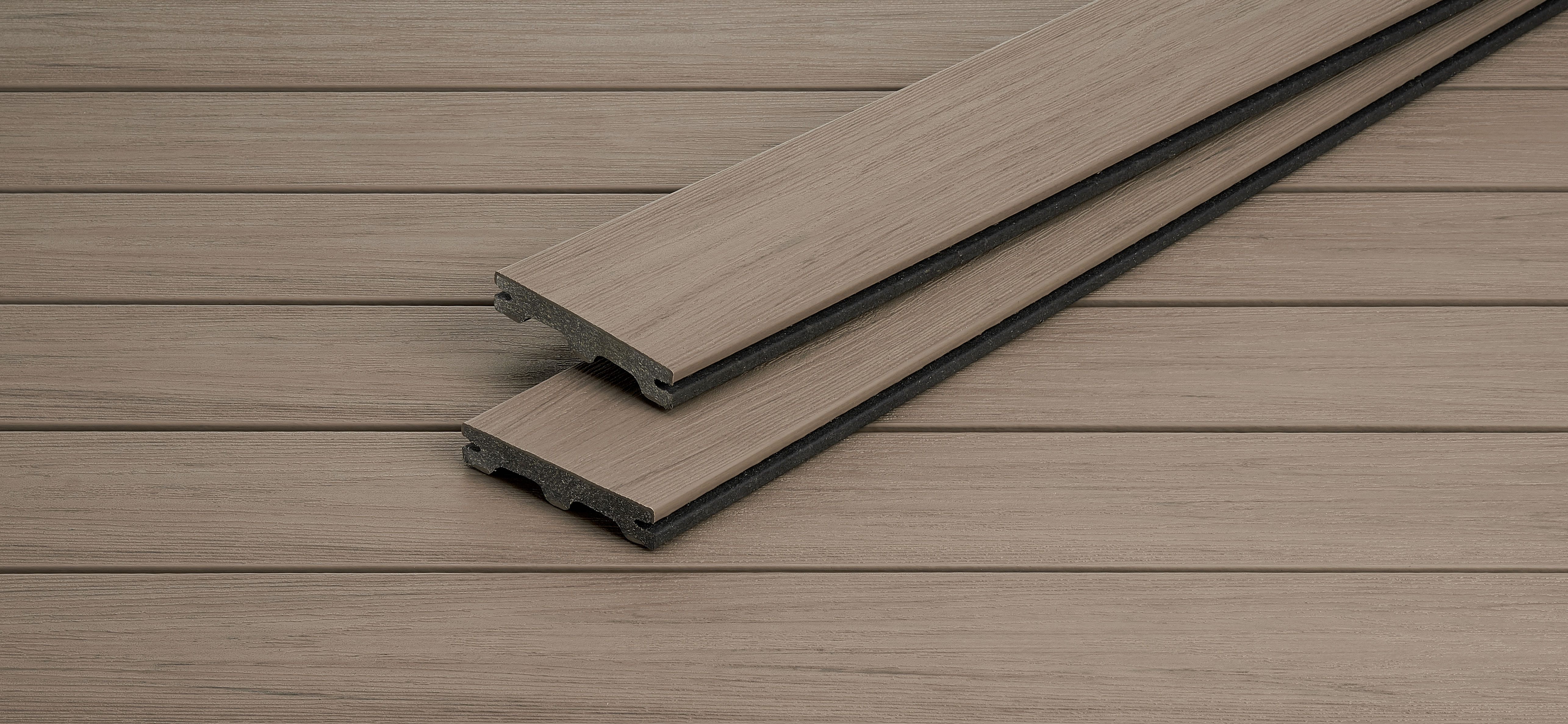 UPM ProFi Piazza One Terrassendiele 25x140mm in Californian Oak