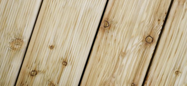 Gebirgslärche Terrassendiele Riffel/Trapezprofil 25x140mm