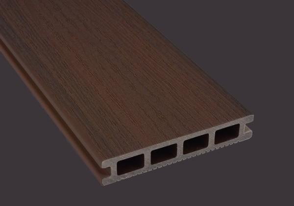 TerraBoard Light Terrassendiele 25x140mm Braun